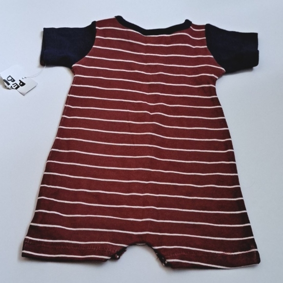 Pirate one piece outfit 0/3 months - Picture 4 of 4